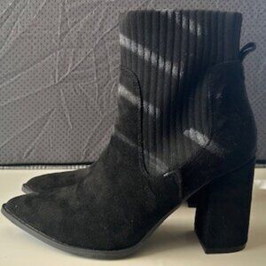Black Sueded Pointed Toe Bootie 7.5